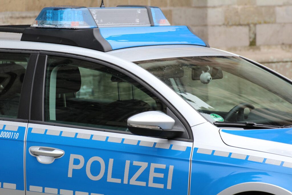 Illegal prostitution in a Mindelheim hotel, and a 32-year-old man sentenced to four years in prison for stabbing